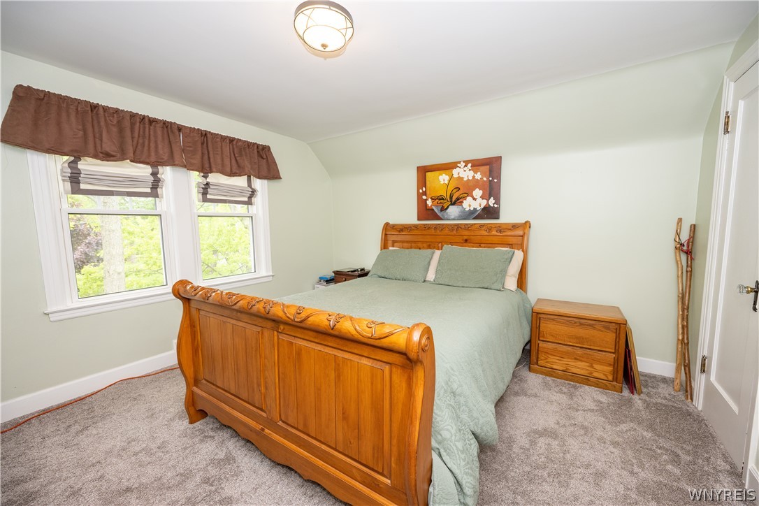 4663 Milestrip Road Hamburg, NY 14219 - Photo 22 of 42 Second floor bedroom