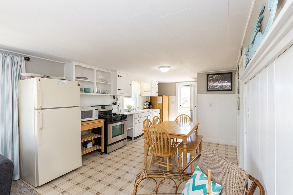266 Phillips Road Sandwich, MA 02563 - Photo 9 of 42