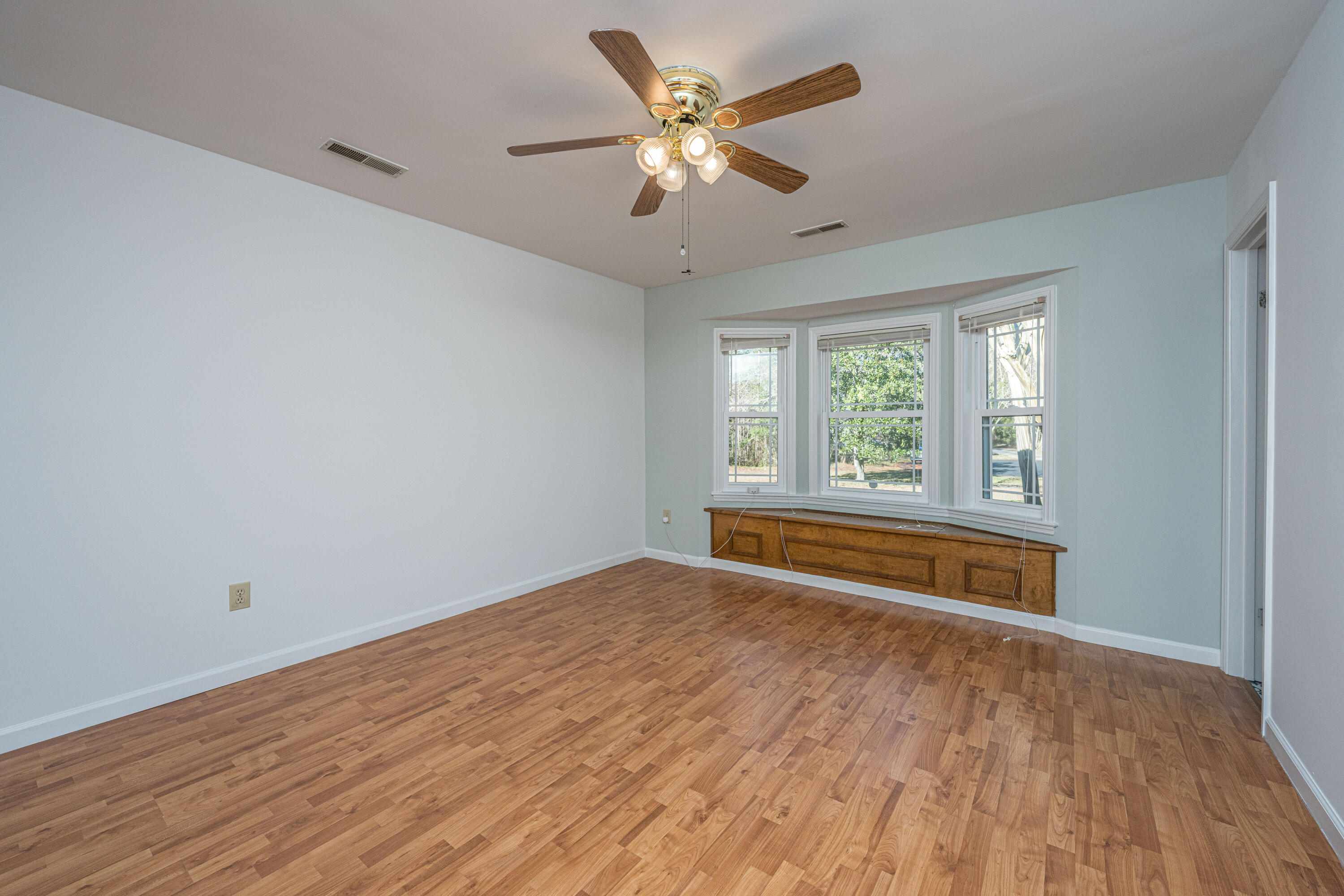 325 Linden Court Moncks Corner, SC 29461 - Photo 18 of 87 325LindenCt024