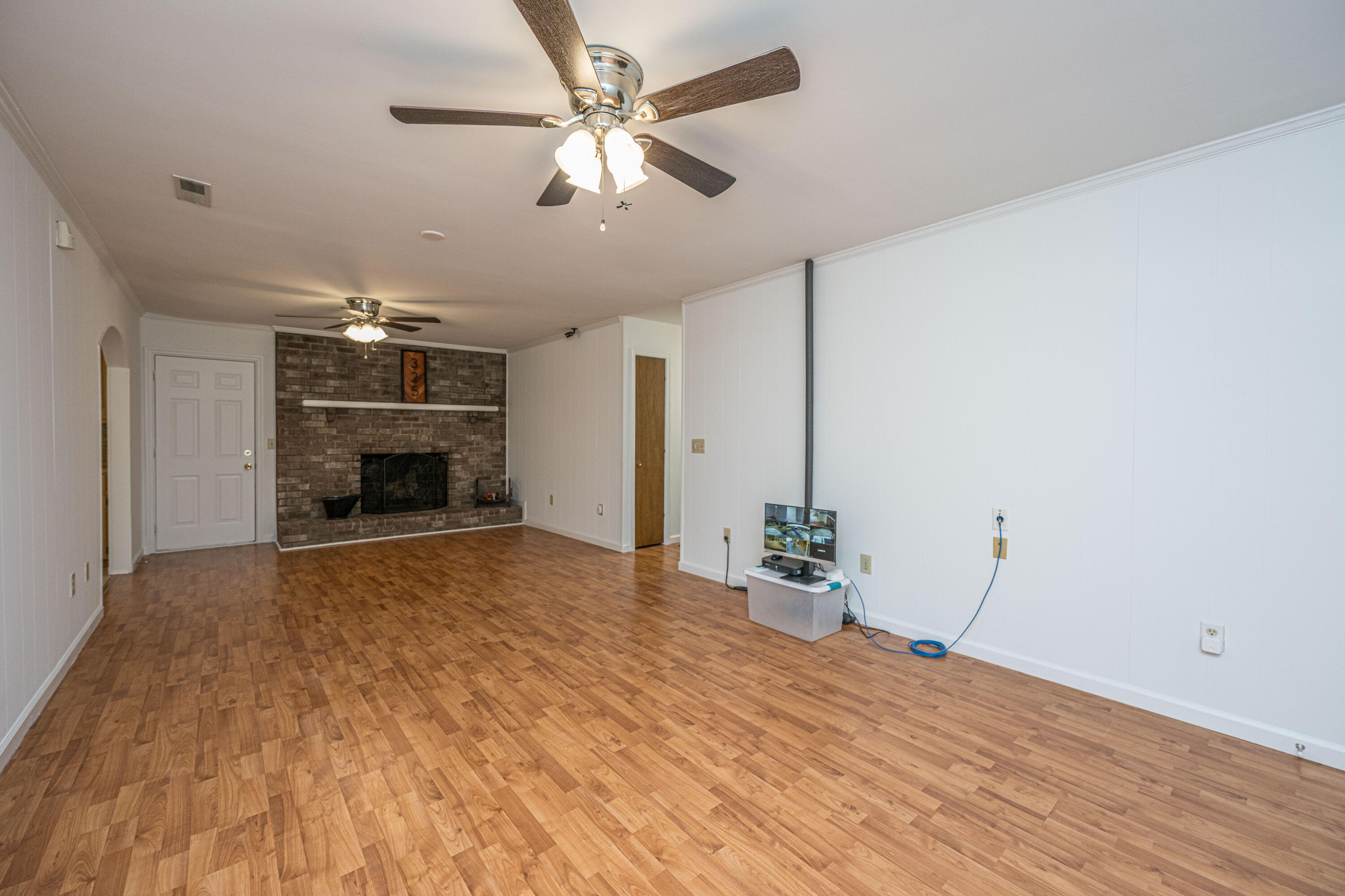 325 Linden Court Moncks Corner, SC 29461 - Photo 8 of 87 325LindenCt014