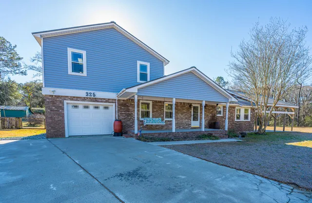$419,000 | 325 Linden Court, Moncks Corner, SC 29461