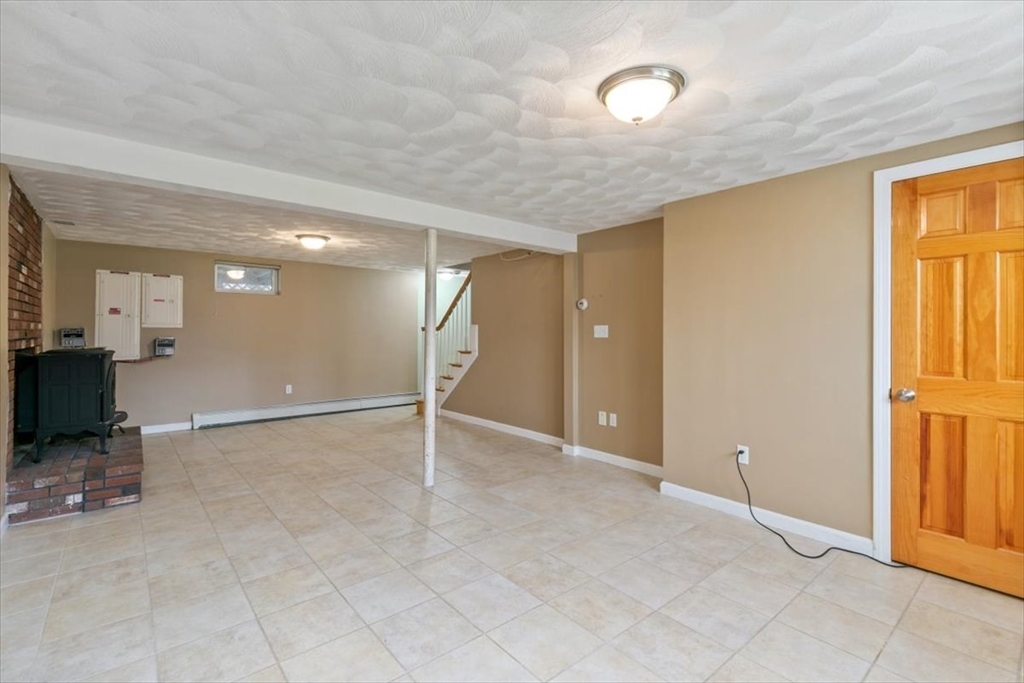 270 Salem Road Dracut, MA 01826 - Photo 25 of 42 a view of an empty room