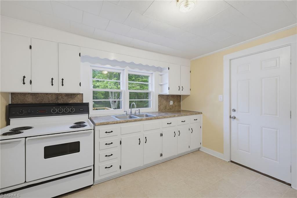 2682 Anglin Mill Road Stoneville, NC 27048 - Photo 19 of 44