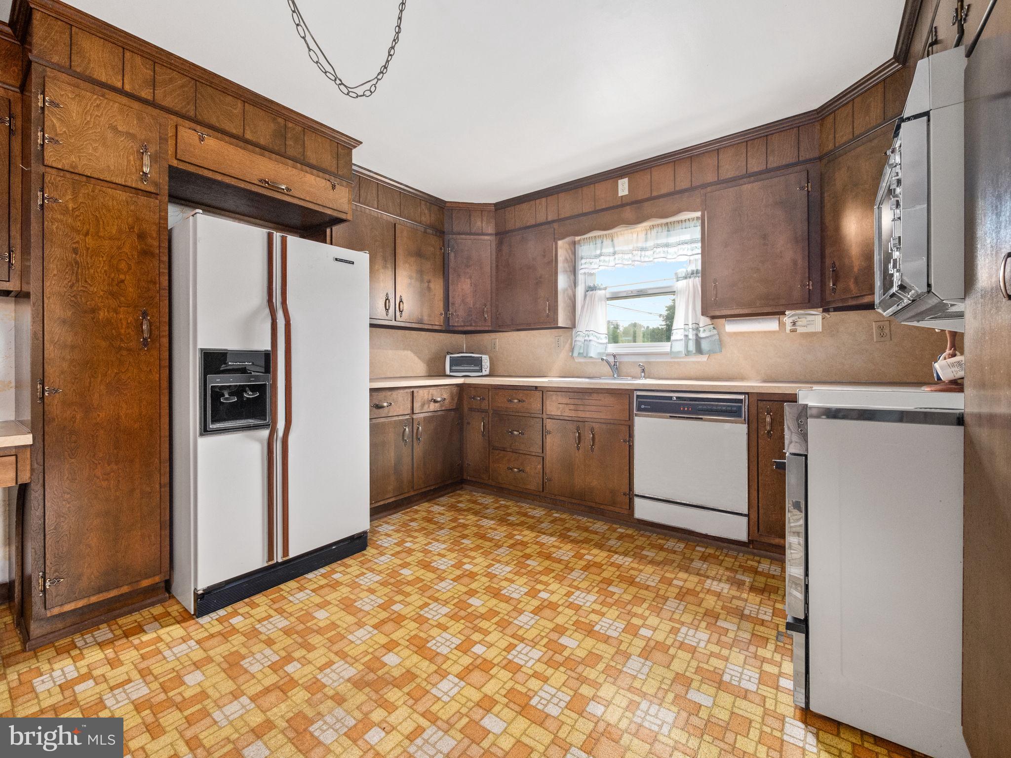 6950 Kernsville Road Orefield, PA 18069 - Photo 26 of 36 Gallery Image 26