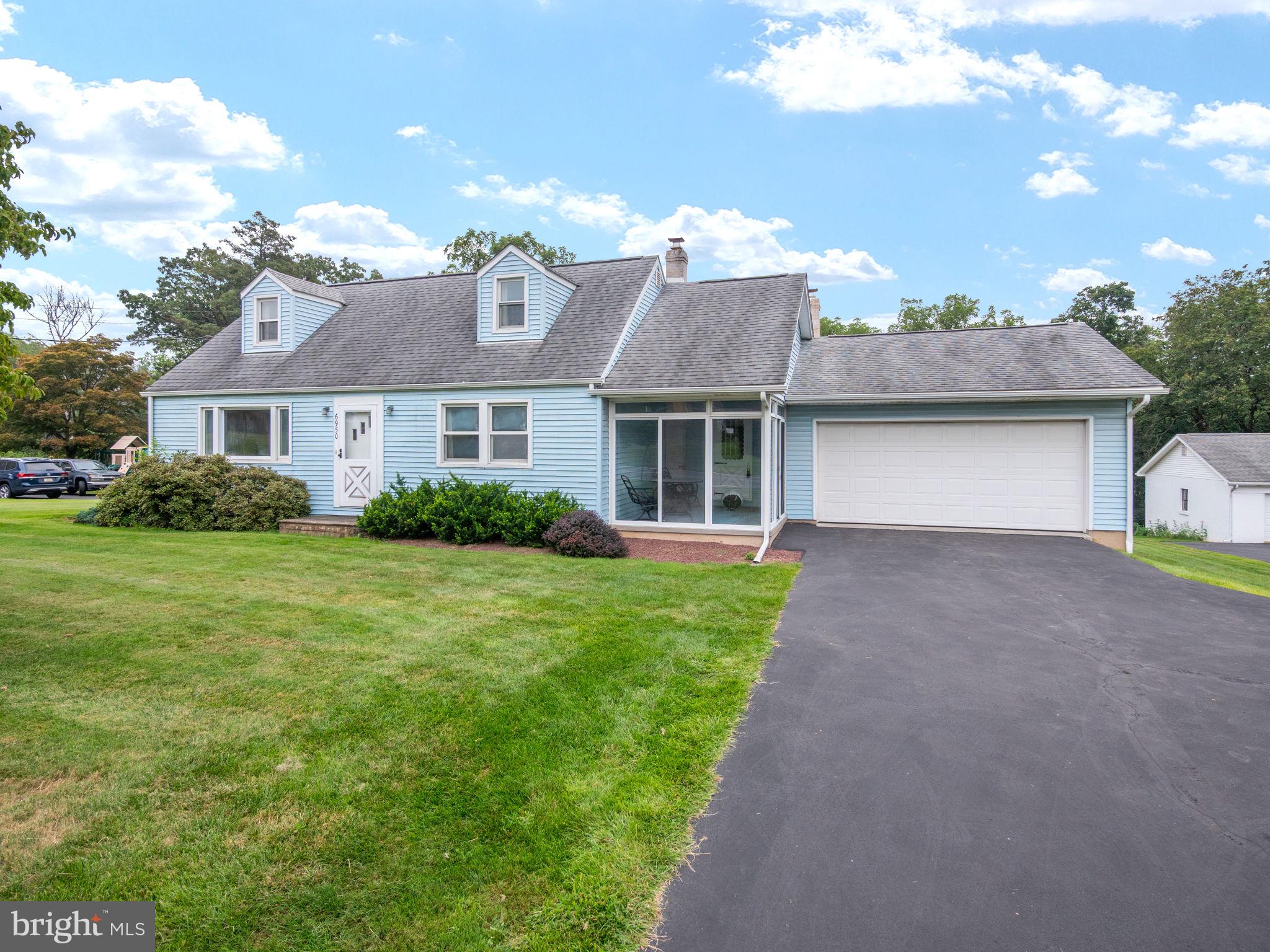 6950 Kernsville Road Orefield, PA 18069 - Photo 3 of 36 Gallery Image 3