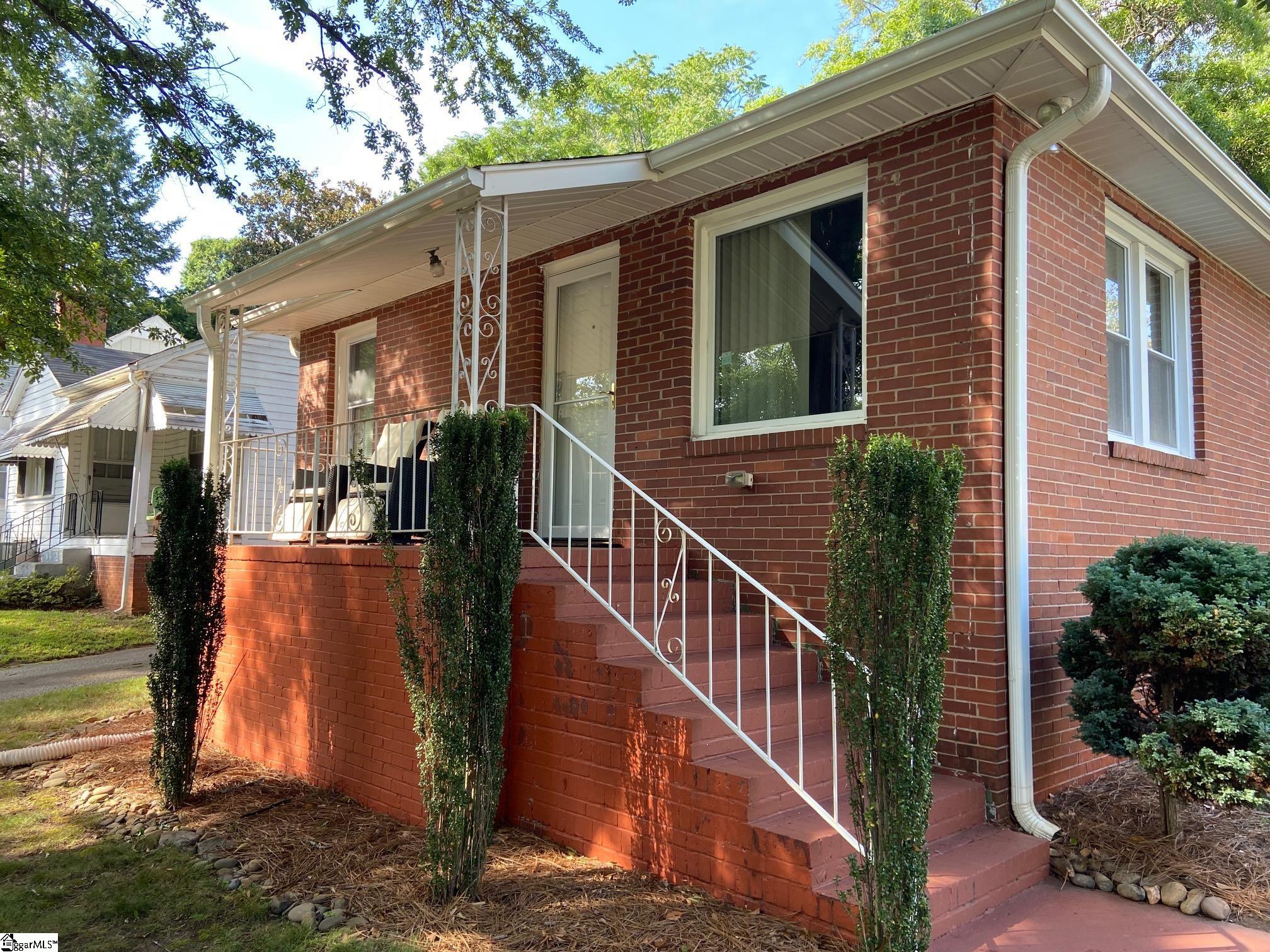 113 Nicholtown Road Greenville, SC 29607 - Photo 1 of 20