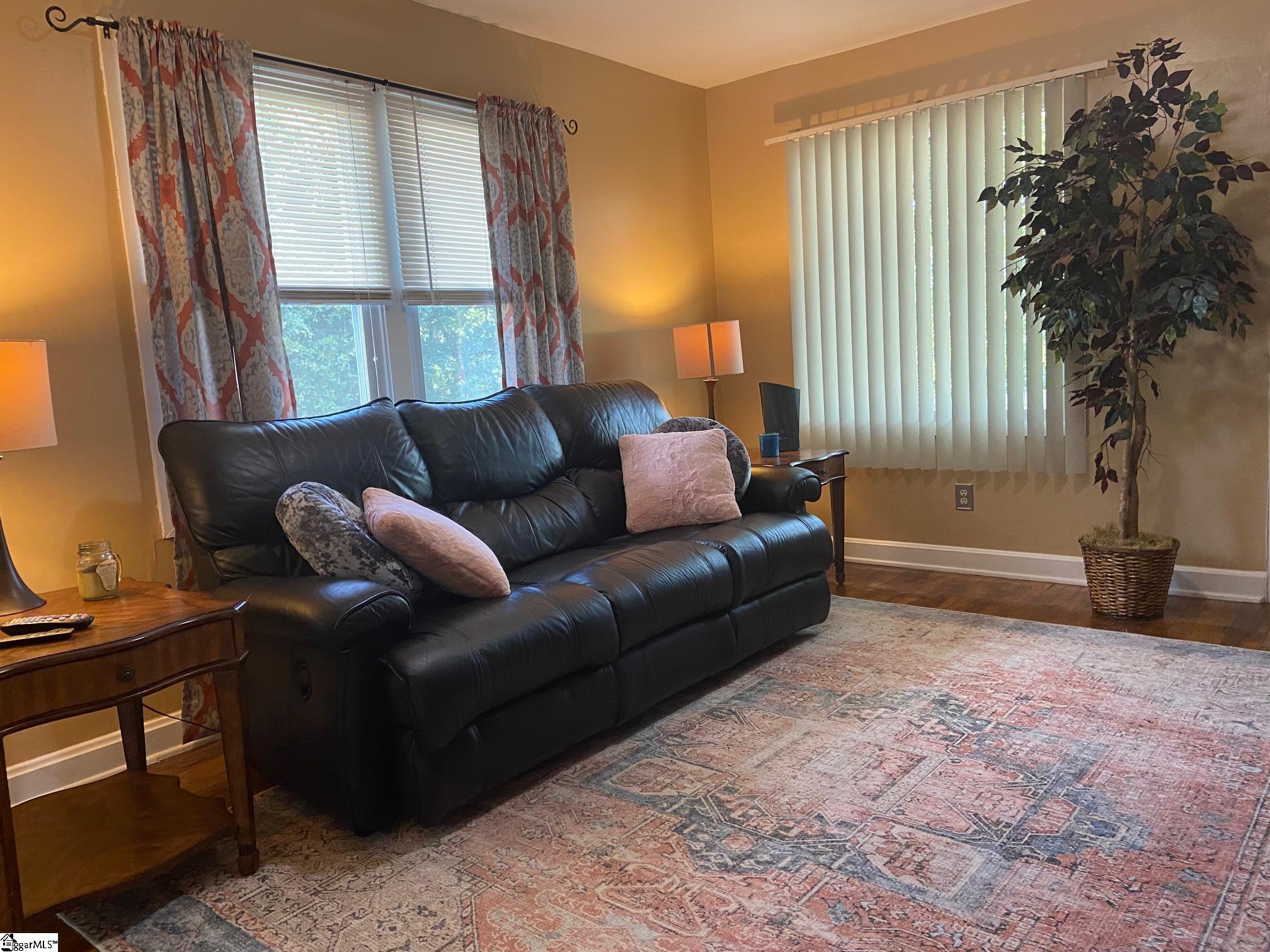 113 Nicholtown Road Greenville, SC 29607 - Photo 7 of 20