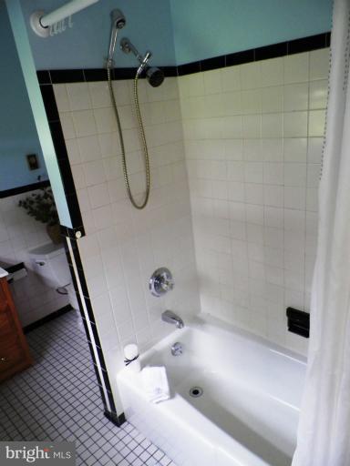 7409 McKaig Road Frederick, MD 21701 - Photo 11 of 30 Bath (Master)