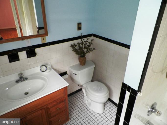 7409 McKaig Road Frederick, MD 21701 - Photo 19 of 30 Bath (Master)