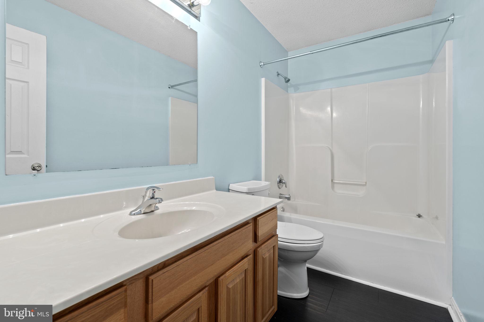 5904 Blue Ridge Road Mineral, VA 23117 - Photo 20 of 24 Hall Bath