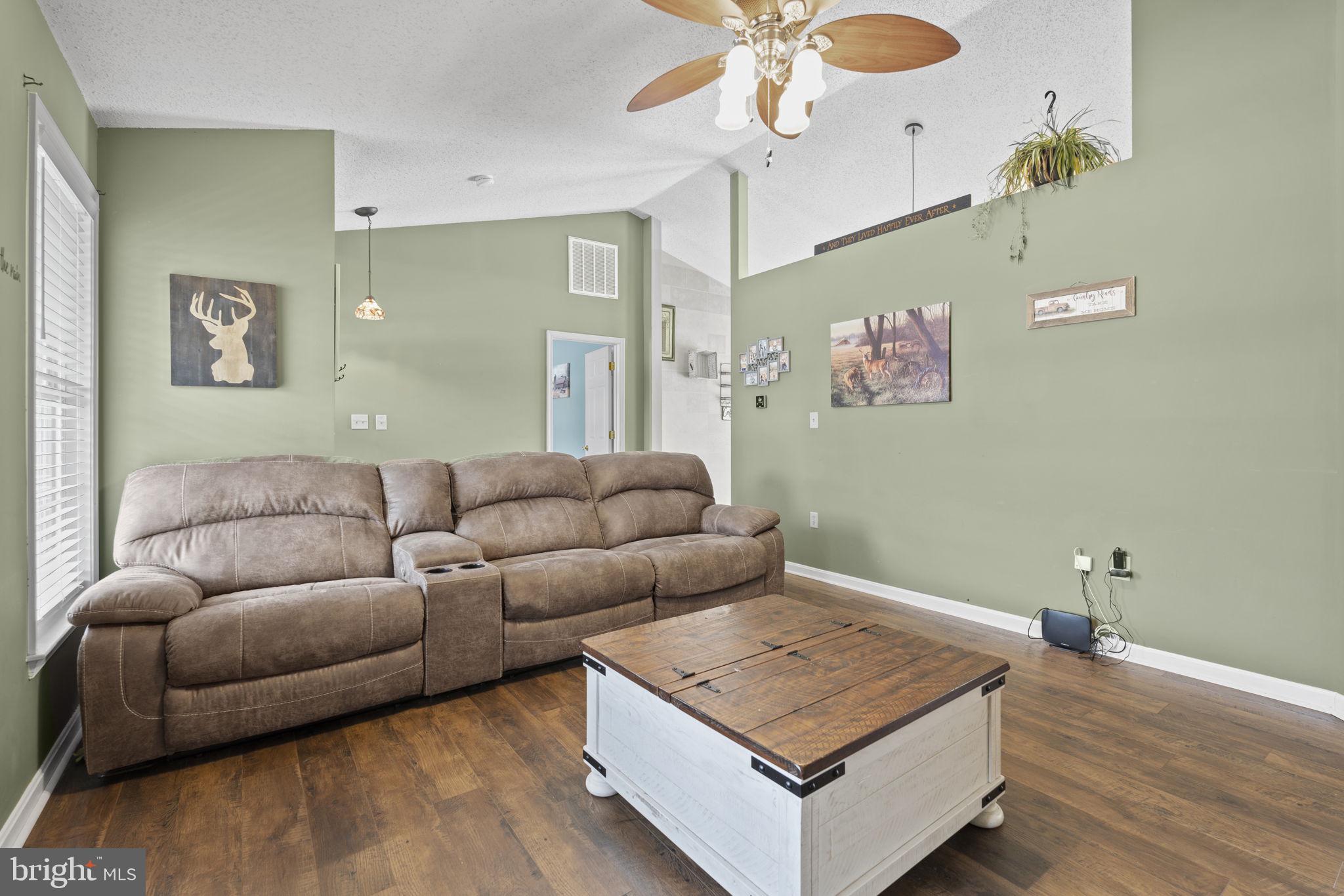 5904 Blue Ridge Road Mineral, VA 23117 - Photo 7 of 24 Living Room