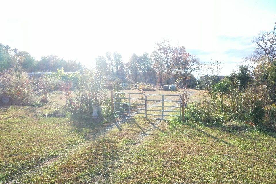 502 Jim Bell Road Lexington, NC 27292 - Photo 10 of 16