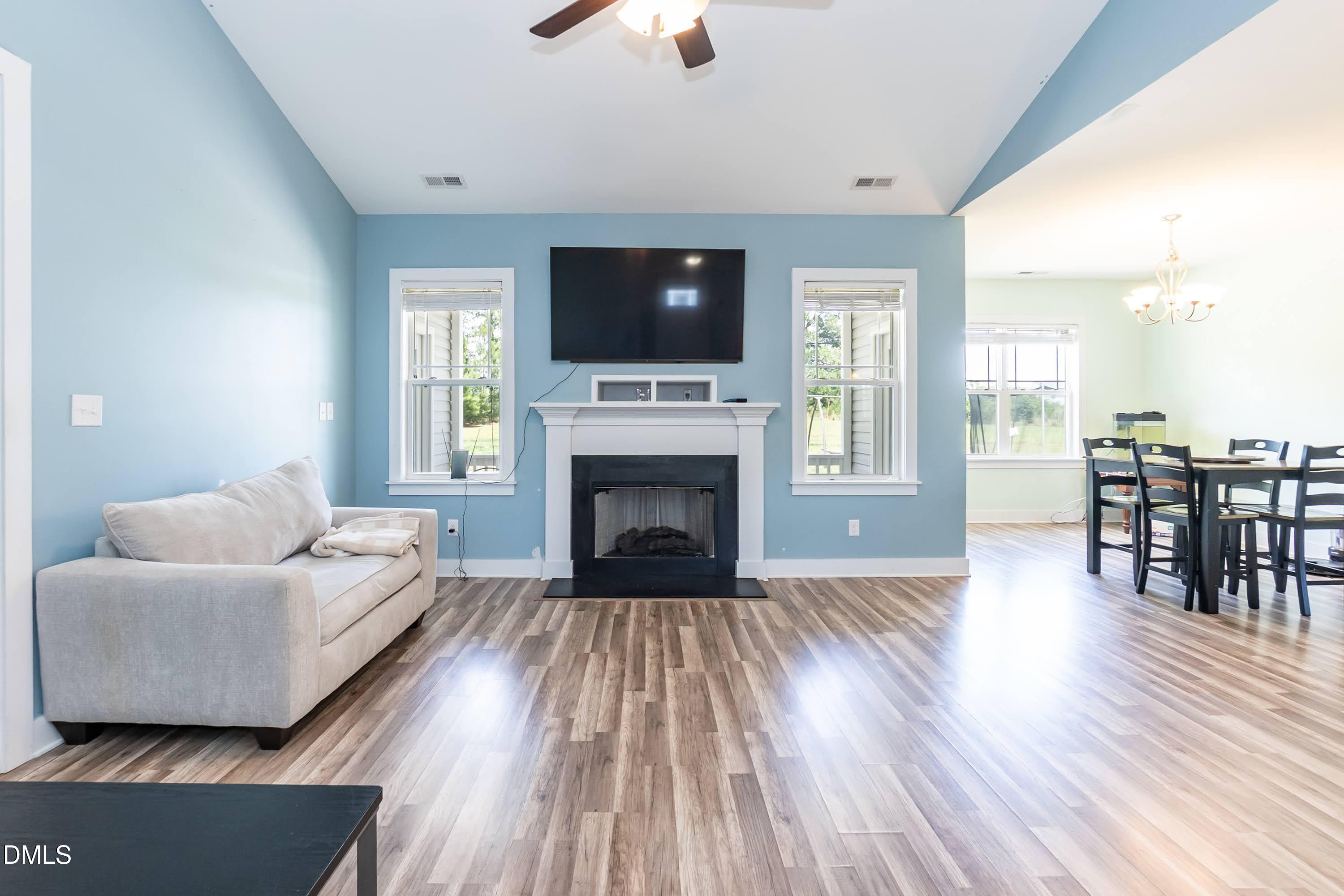 53 Red Wood Road Zebulon, NC 27597 - Photo 5 of 30