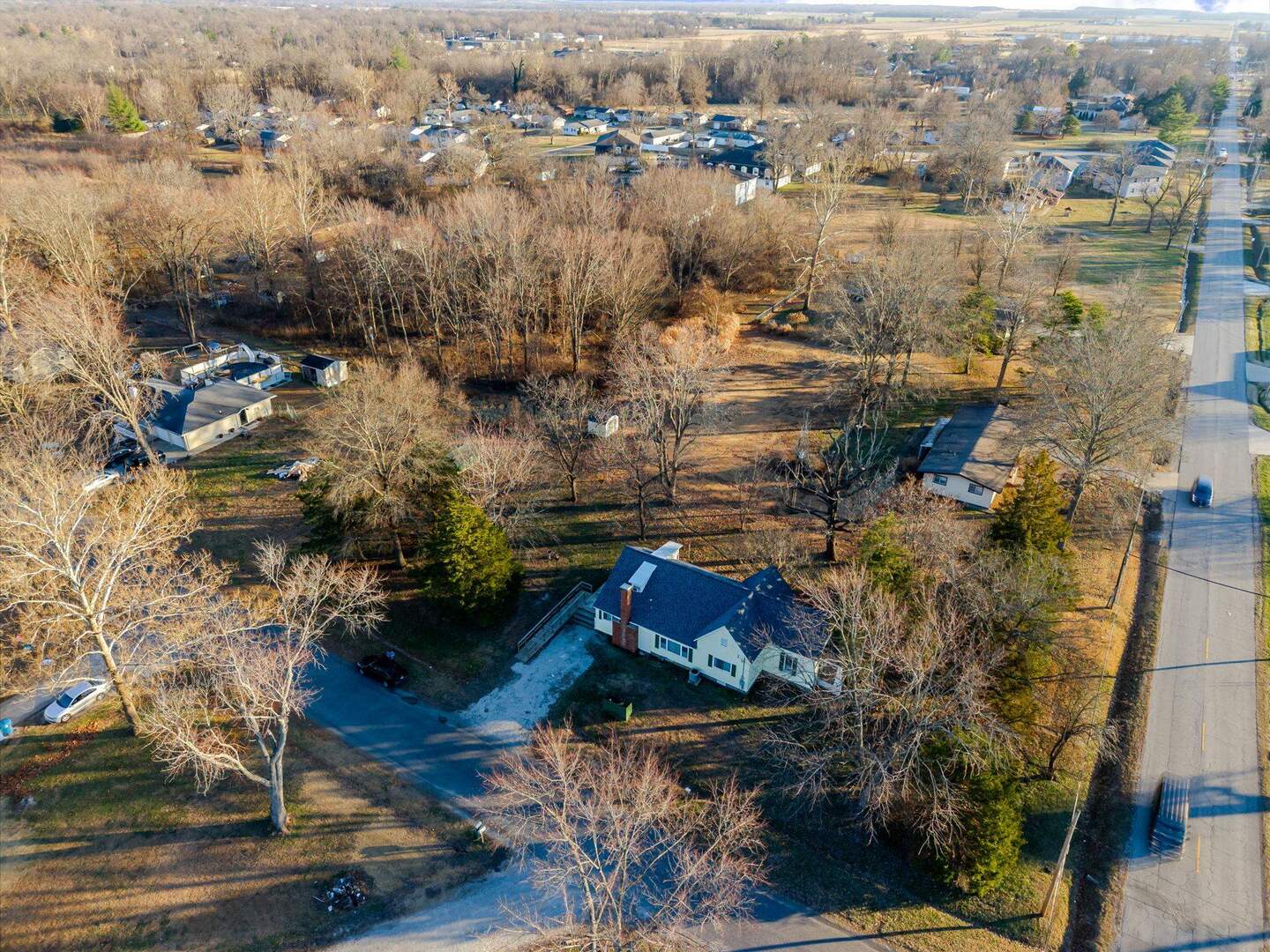 101 Marilyn Avenue Centralia, IL 62801 - Photo 31 of 34 a view of lake and mountain