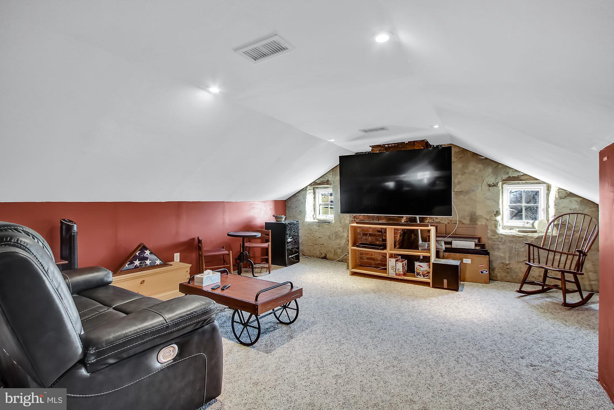 6115 Pahagaco Road Spring Grove, PA 17362 - Photo 18 of 44