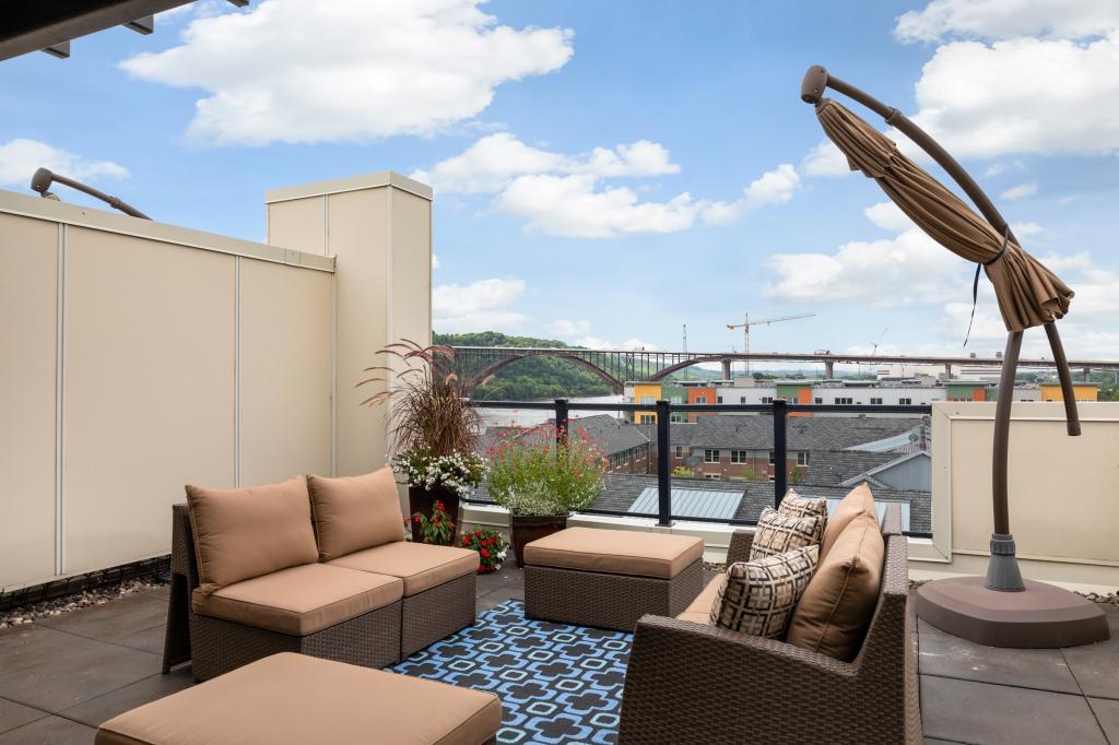 312 Spring Street, Unit 411 St. Paul, MN 55102 - Photo 25 of 38 Gallery Image 25