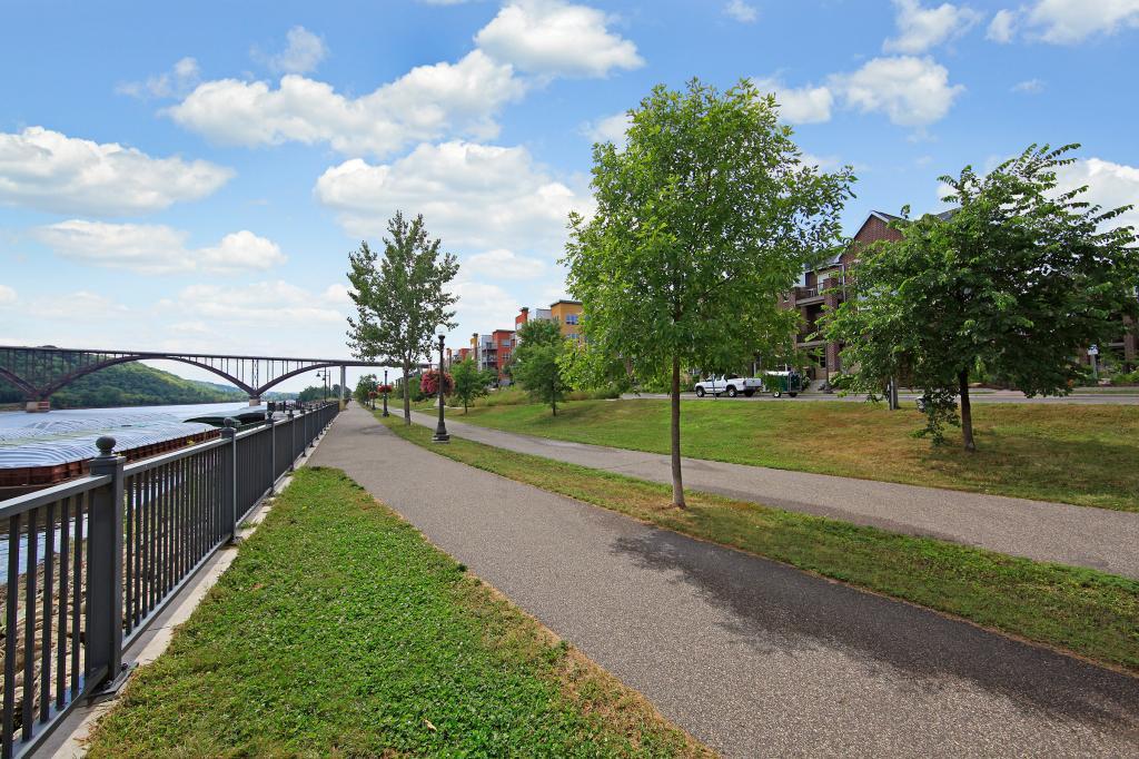 312 Spring Street, Unit 411 St. Paul, MN 55102 - Photo 30 of 38 Gallery Image 30