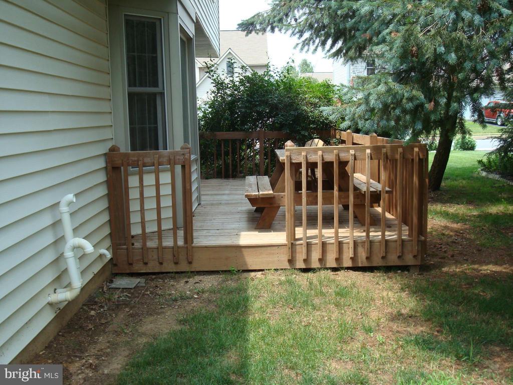 519 North Elm Street Lititz, PA 17543 - Photo 5 of 57