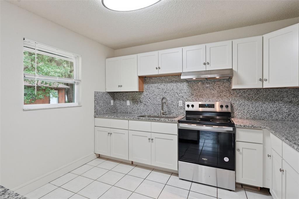 7133 Pinewood Drive New Port Richey, FL 34652 - Photo 10 of 18