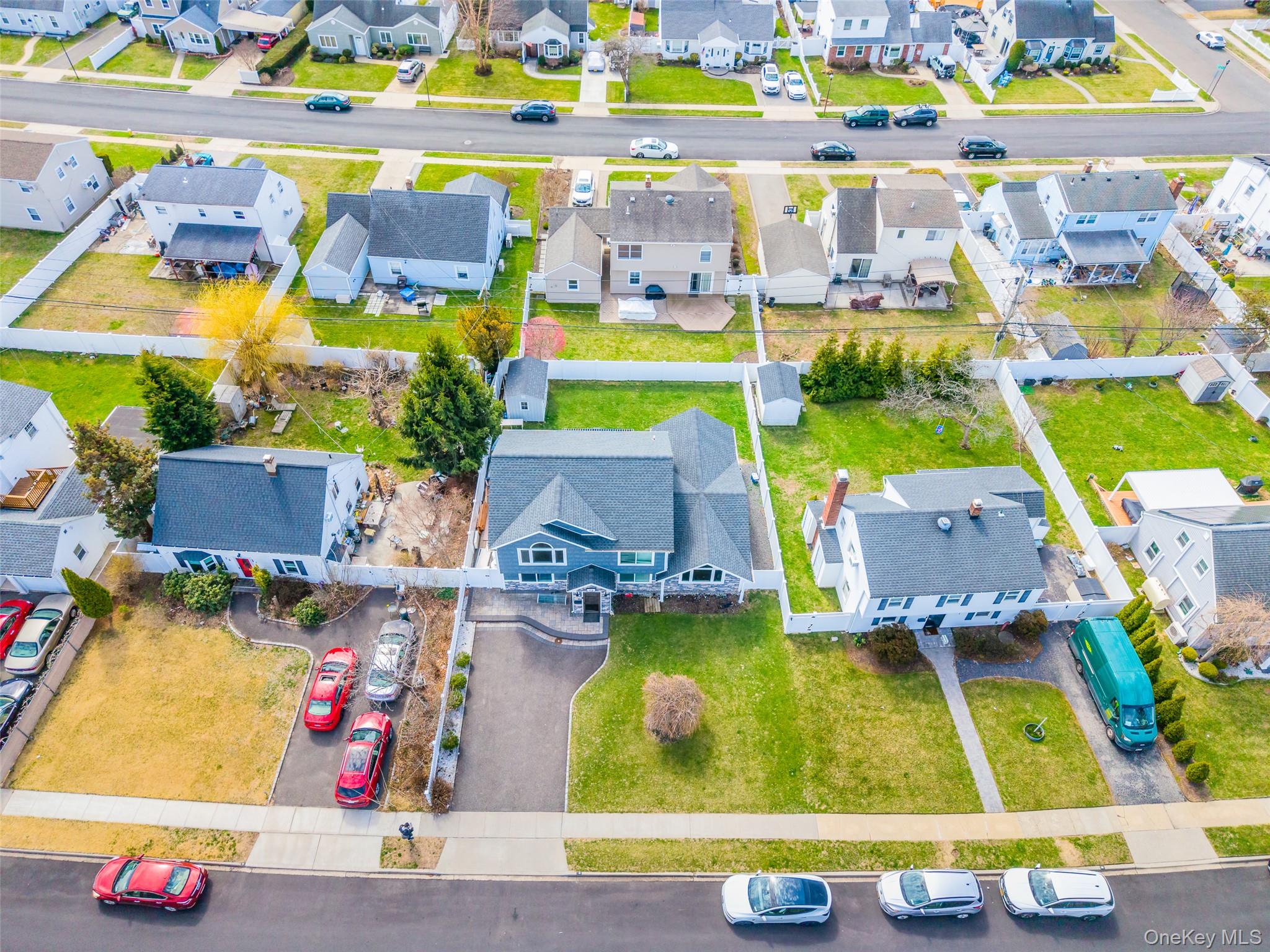 72 Sugar Maple Road Levittown, NY 11756 - Photo 16 of 18