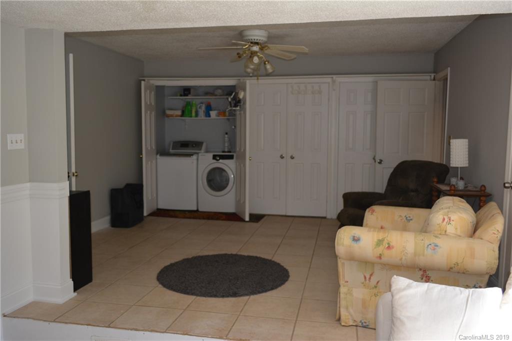 2229 Primm Road Charlotte, NC 28216 - Photo 17 of 26 Gallery Image 17