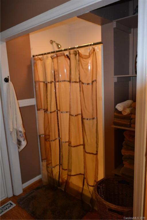 2229 Primm Road Charlotte, NC 28216 - Photo 19 of 26 Gallery Image 19