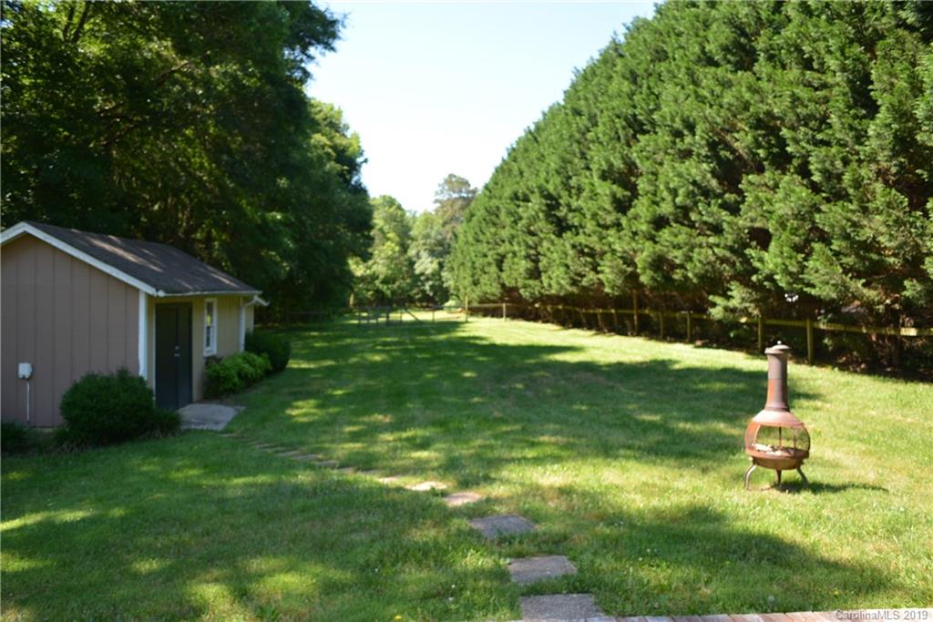 2229 Primm Road Charlotte, NC 28216 - Photo 25 of 26 Gallery Image 25