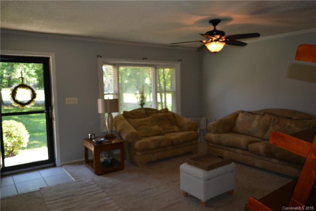 2229 Primm Road Charlotte, NC 28216 - Photo 7 of 26 Gallery Image 7