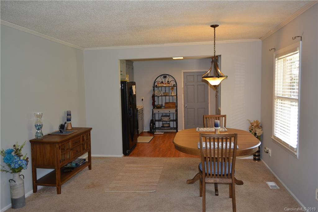 2229 Primm Road Charlotte, NC 28216 - Photo 8 of 26 Gallery Image 8