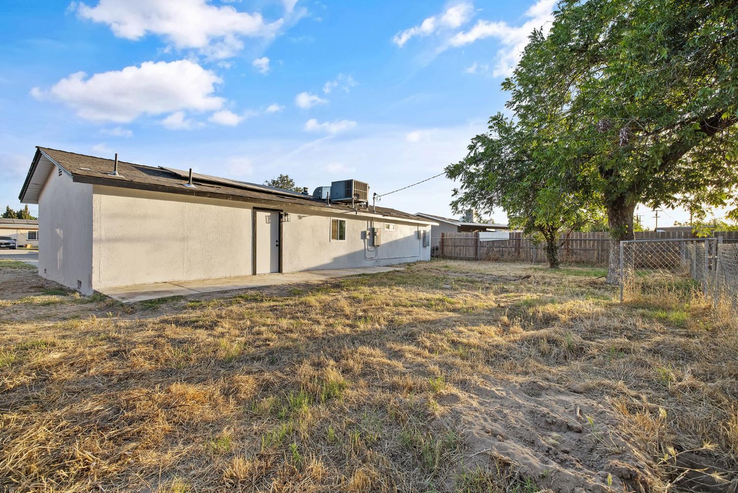 8728 East Khan Street Selma, CA 93662 - Photo 21 of 27