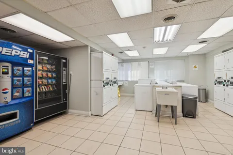 $115,000 | 2101 Chestnut Street, Unit 423, Philadelphia, PA 19103
