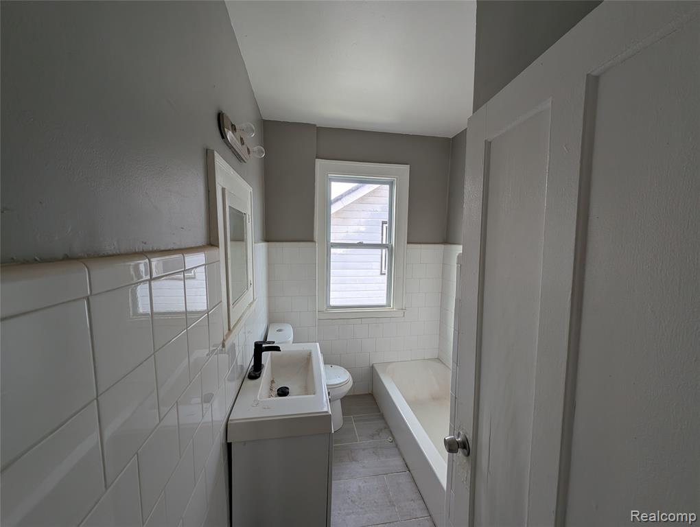 369 Newport Street Detroit, MI 48215 - Photo 32 of 32