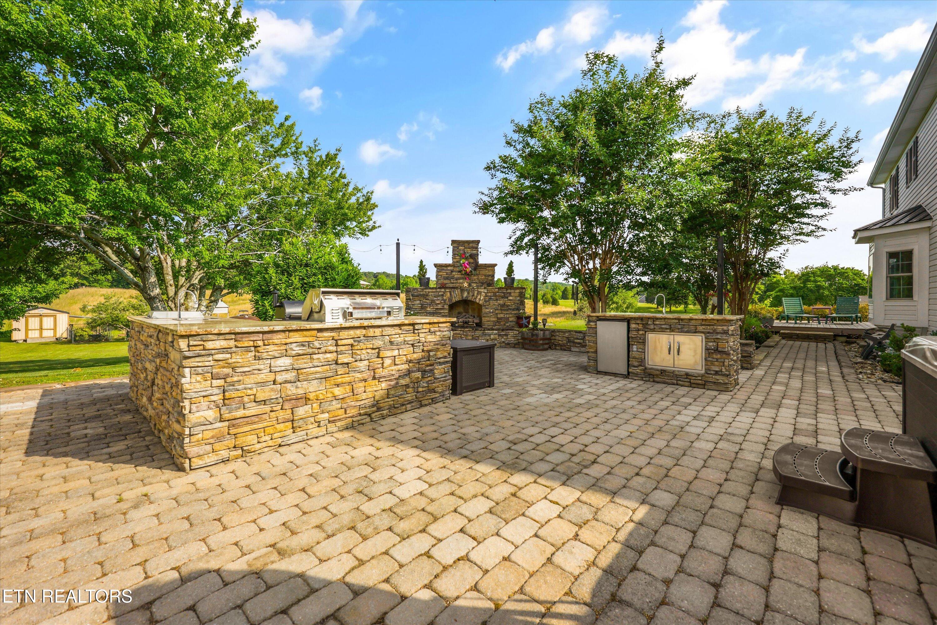 1167 Sable Road Spring City, TN 37381 - Photo 36 of 48 Outdoor Kitchen