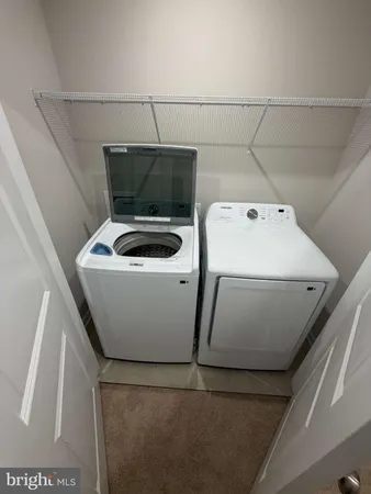 a view of a room with an empty space