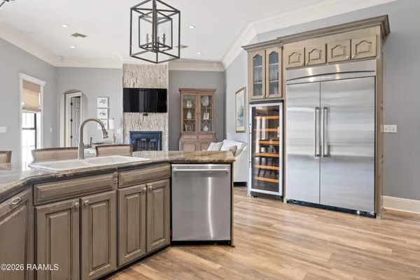 $865,000 | 1002 Le Triomphe Parkway, Broussard, LA 70518