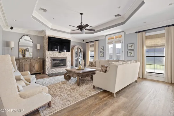 $865,000 | 1002 Le Triomphe Parkway, Broussard, LA 70518