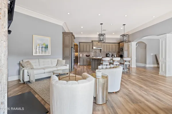 $865,000 | 1002 Le Triomphe Parkway, Broussard, LA 70518