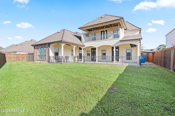 $865,000 | 1002 Le Triomphe Parkway, Broussard, LA 70518
