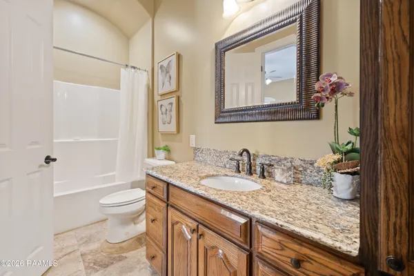 $865,000 | 1002 Le Triomphe Parkway, Broussard, LA 70518