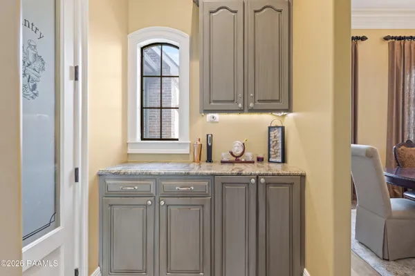 $865,000 | 1002 Le Triomphe Parkway, Broussard, LA 70518