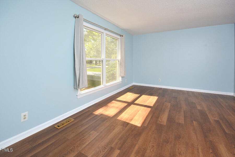 5902 Newhall Road Durham, NC 27713 - Photo 13 of 26 DSC_6442