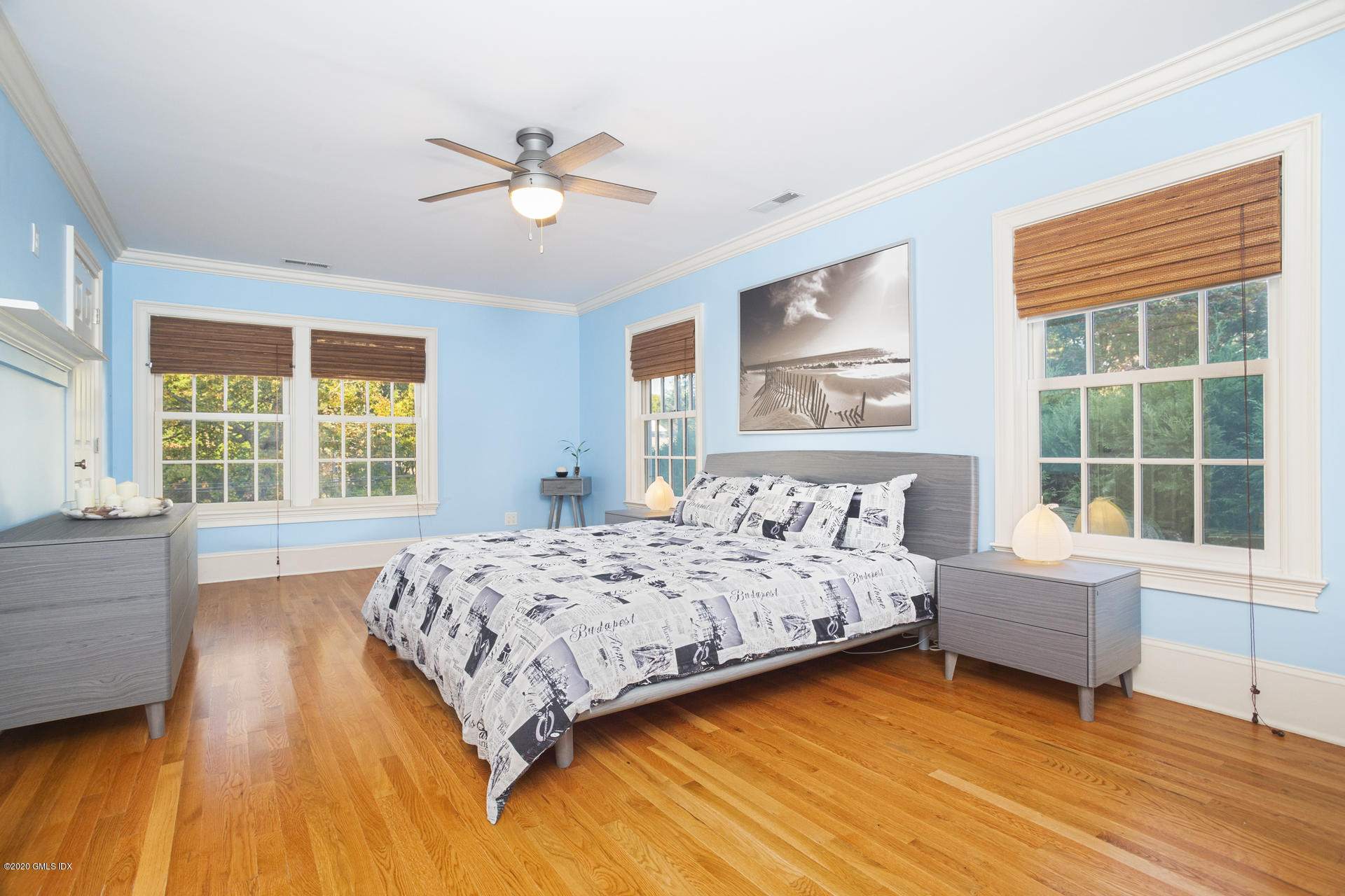 40 Riverside Lane Riverside, CT 06878 - Photo 22 of 45 a bedroom with a large bed and a window