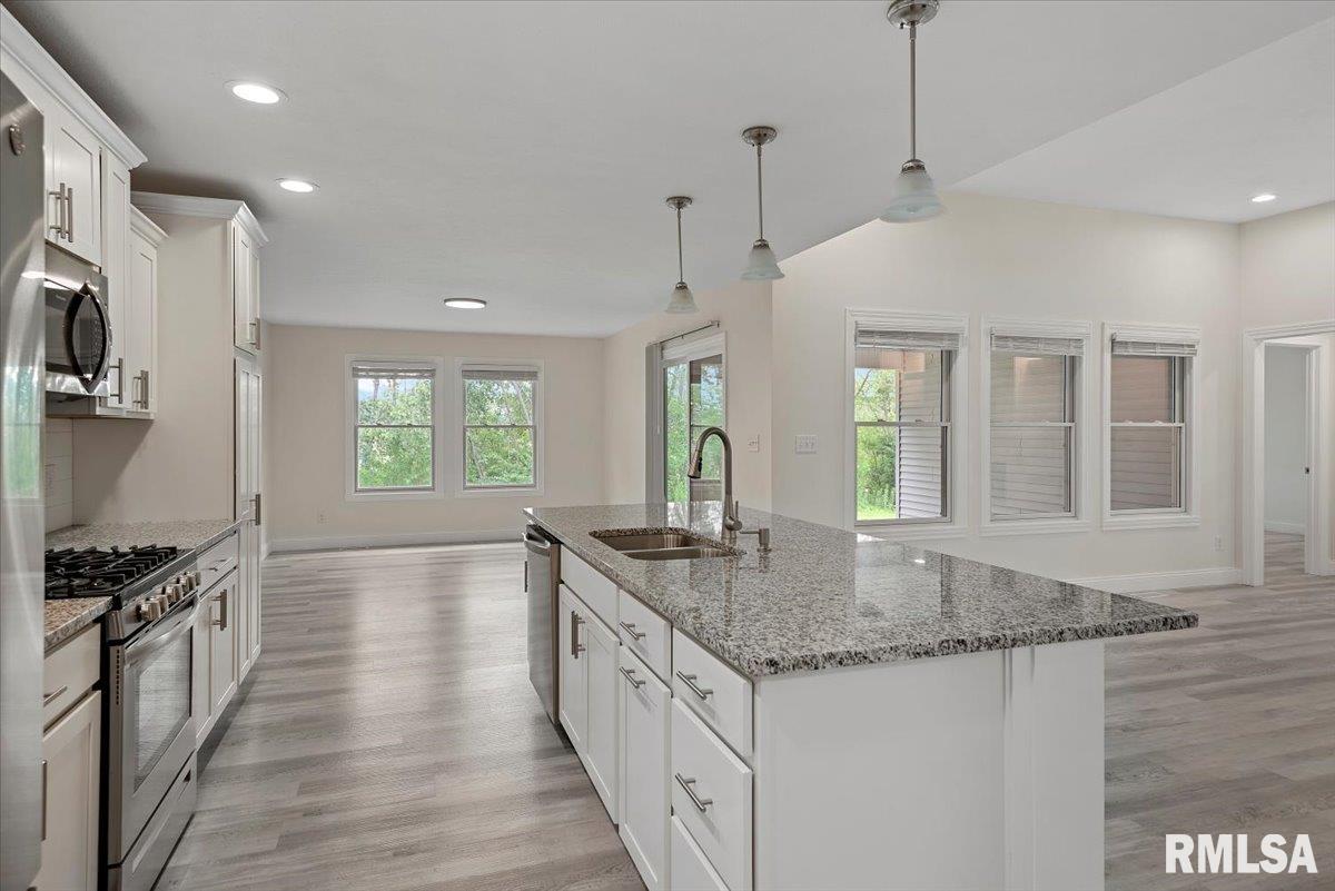 3910 Westgate Drive Springfield, IL 62711 - Photo 11 of 45 Gallery Image 11