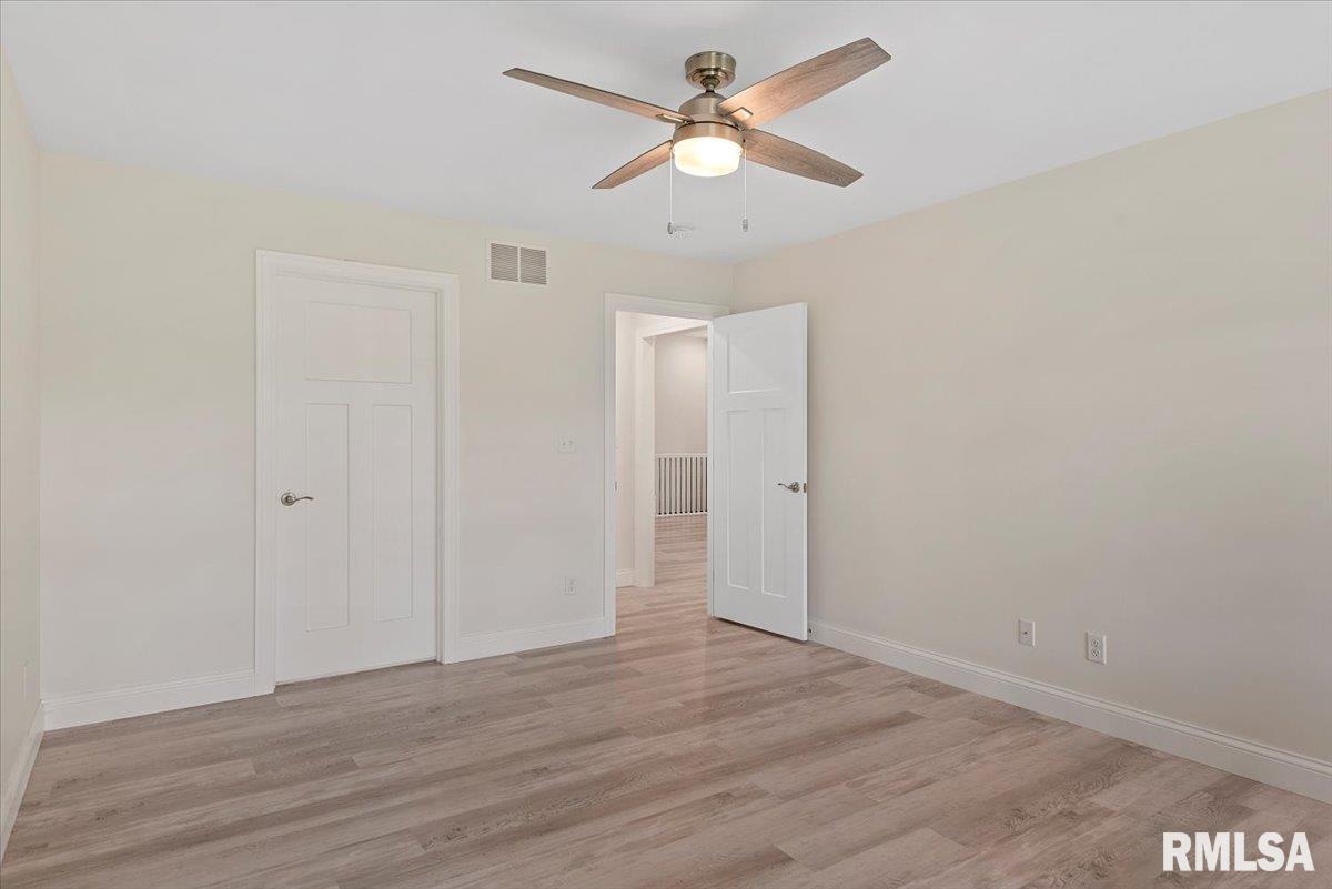 3910 Westgate Drive Springfield, IL 62711 - Photo 18 of 45 Gallery Image 18