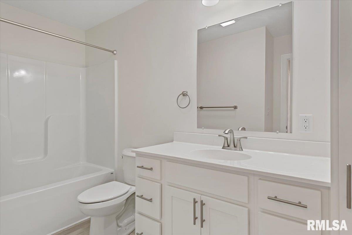 3910 Westgate Drive Springfield, IL 62711 - Photo 24 of 45 Gallery Image 24