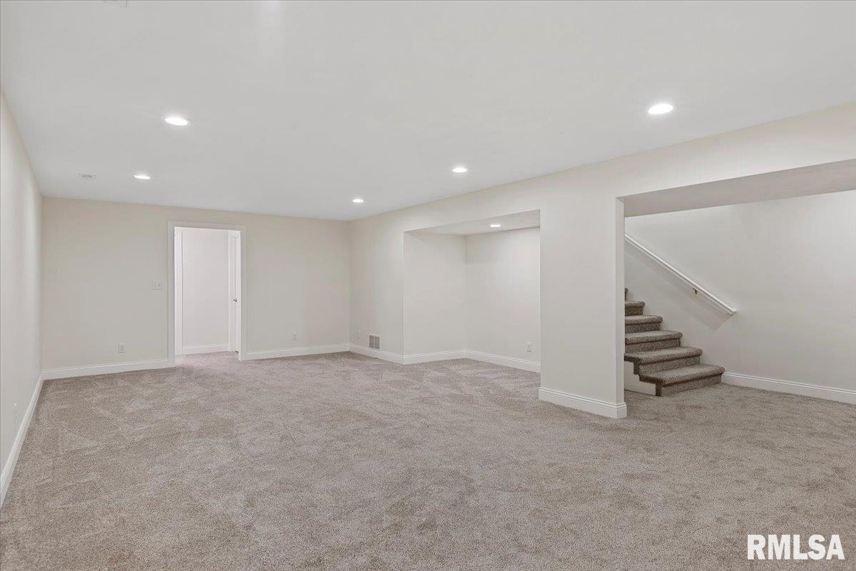 3910 Westgate Drive Springfield, IL 62711 - Photo 28 of 45 Gallery Image 28