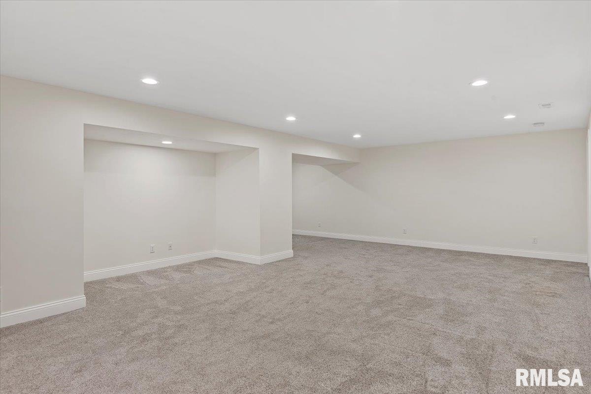 3910 Westgate Drive Springfield, IL 62711 - Photo 29 of 45 Gallery Image 29