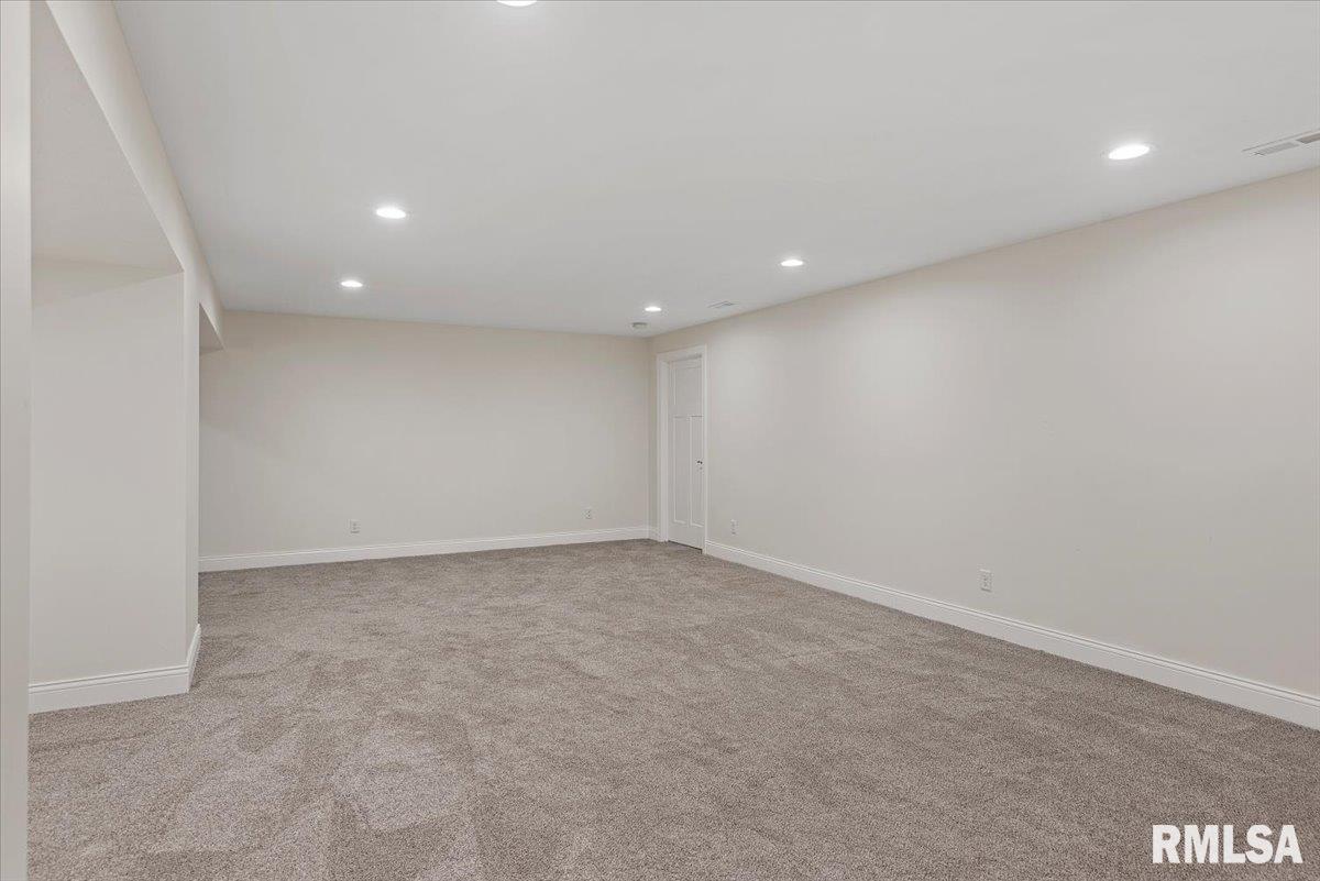 3910 Westgate Drive Springfield, IL 62711 - Photo 30 of 45 Gallery Image 30