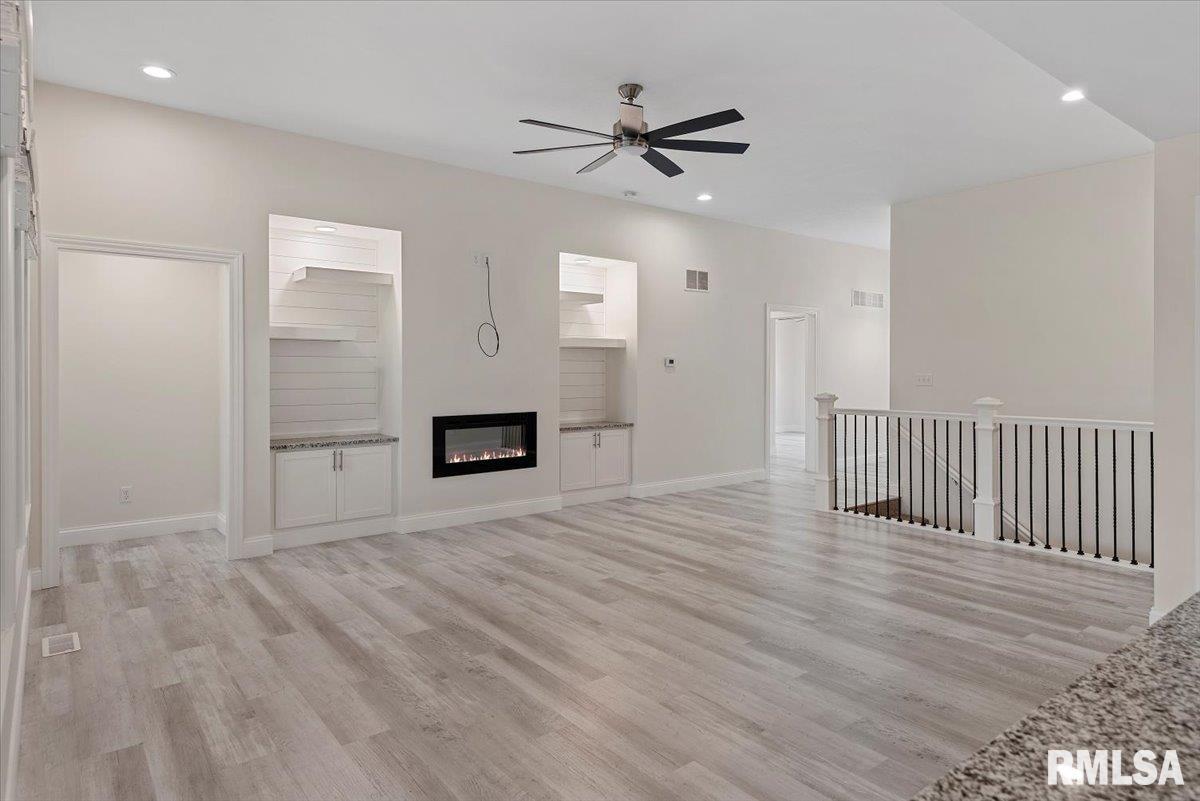 3910 Westgate Drive Springfield, IL 62711 - Photo 8 of 45 Gallery Image 8