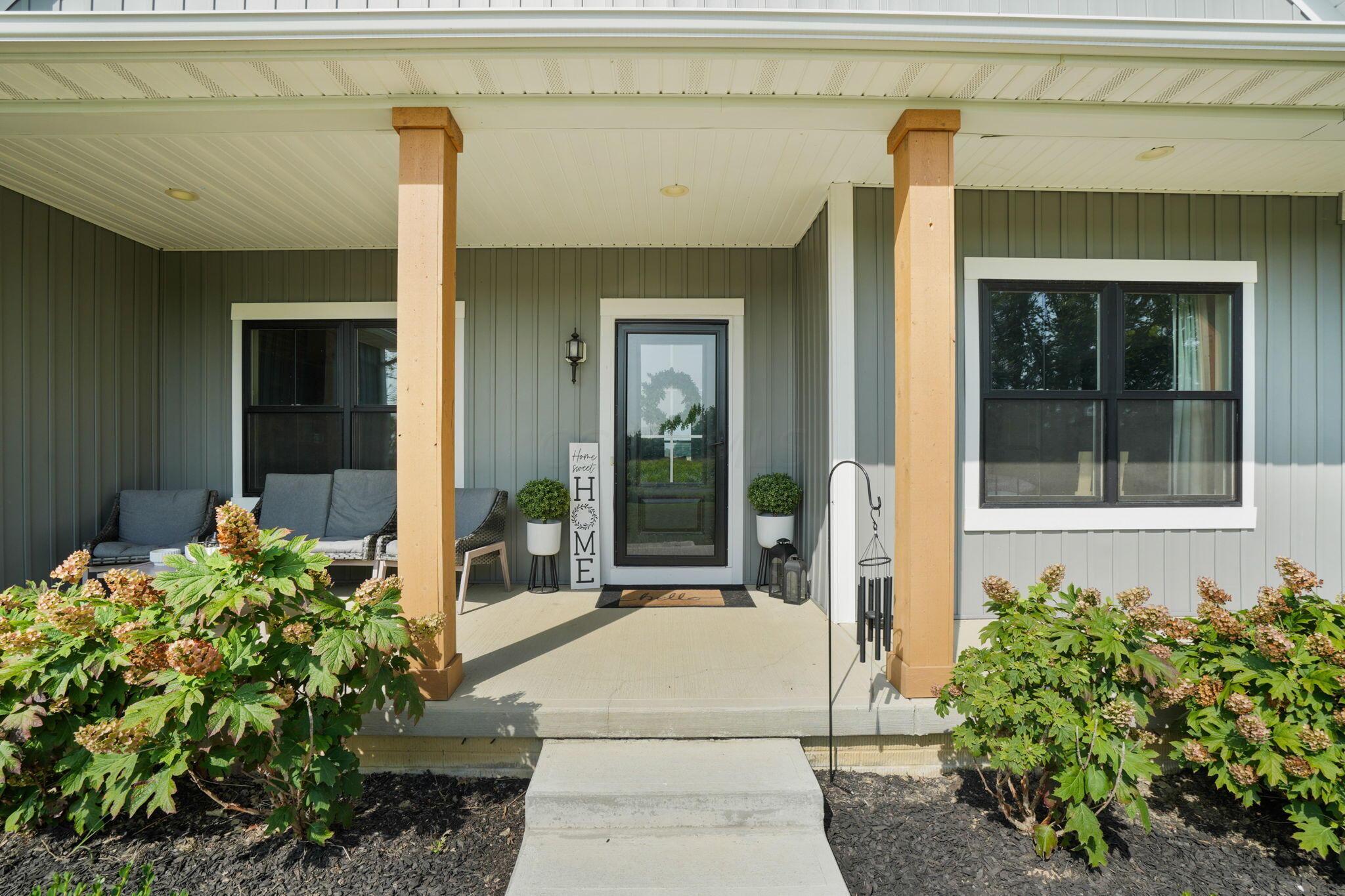 3169 Mooney Road Radnor, OH 43066 - Photo 7 of 67 East facing front porch